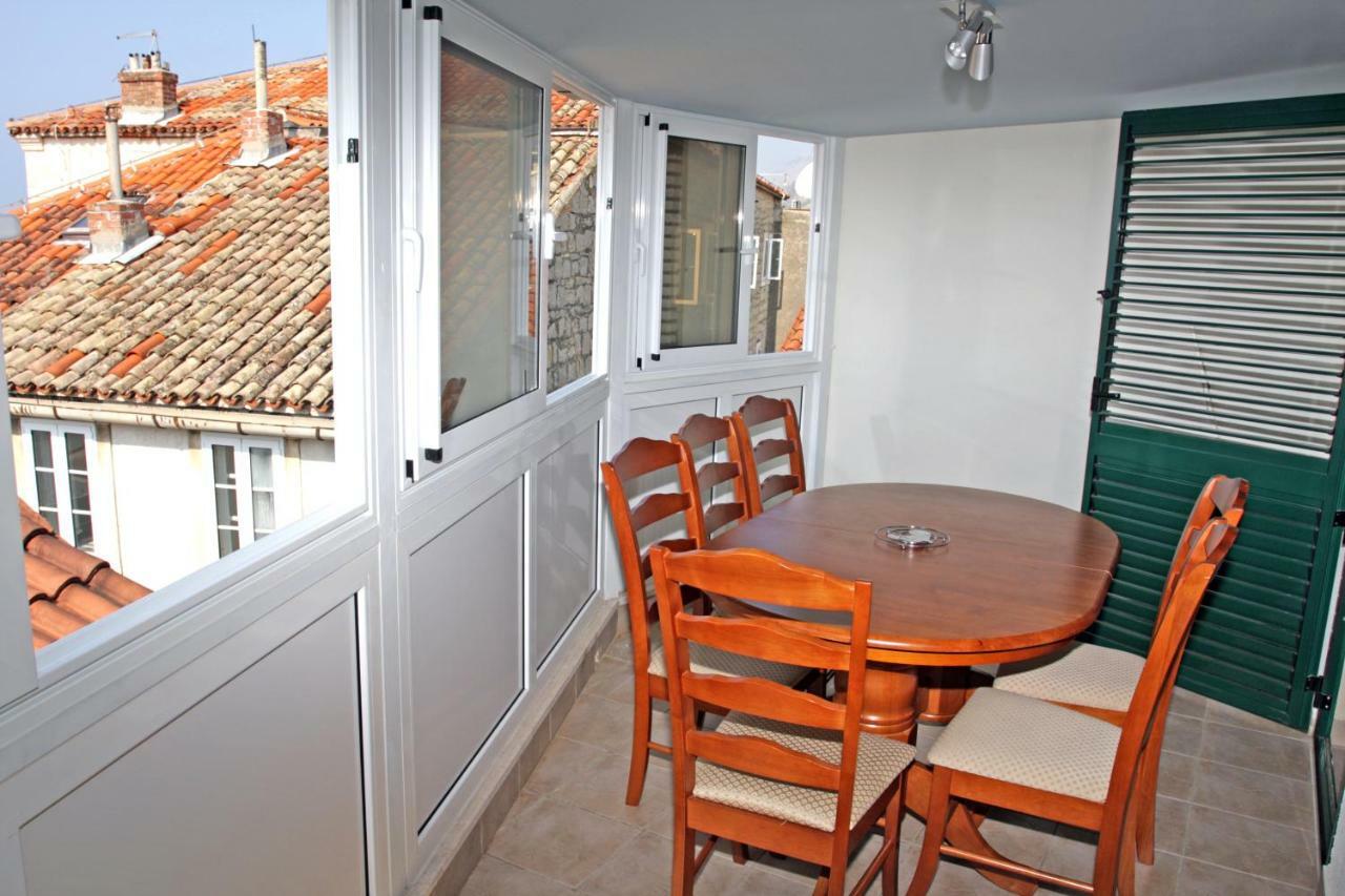 Apartmani Paula Makarska Exterior photo